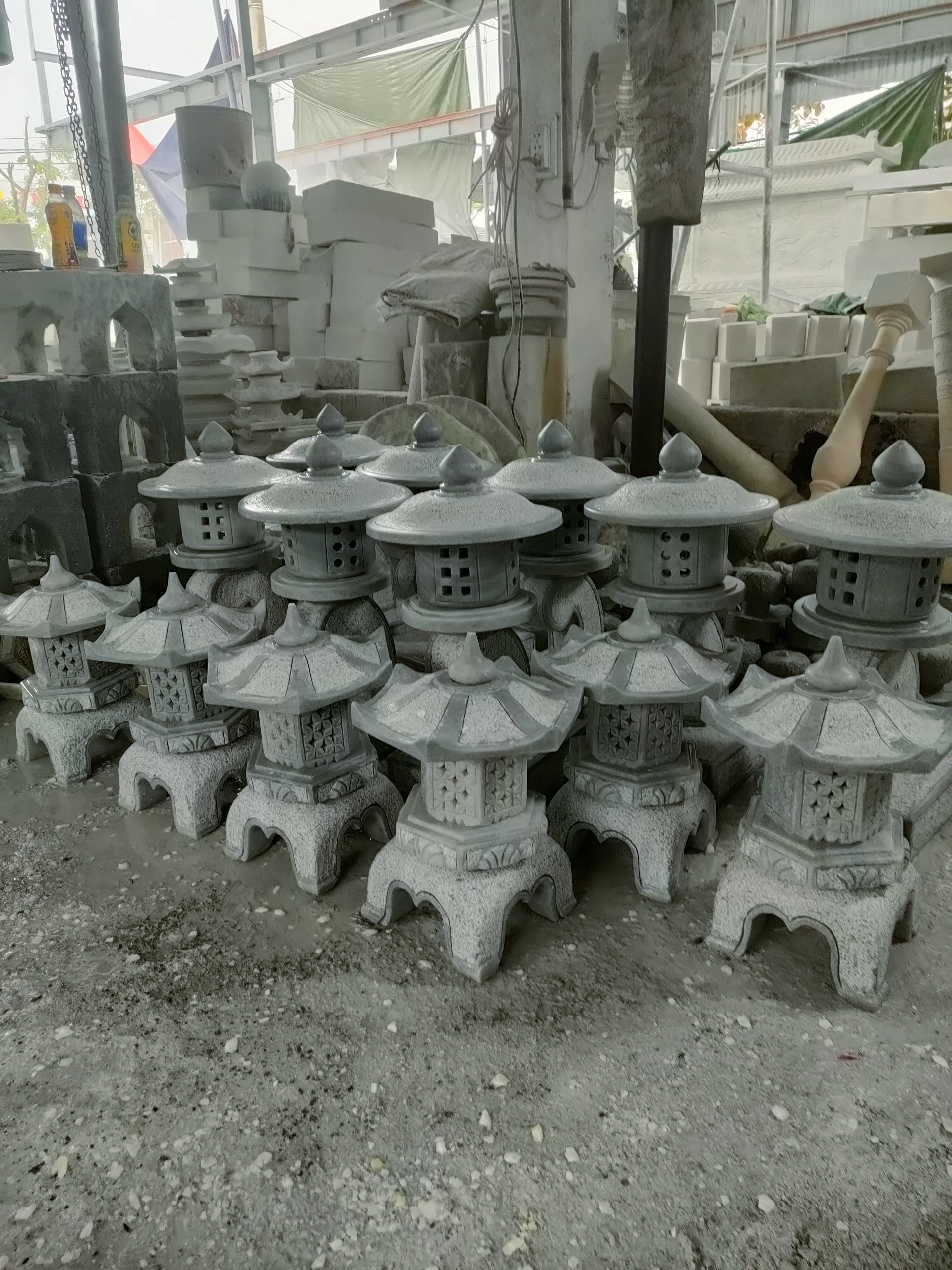Đèn sân vườn