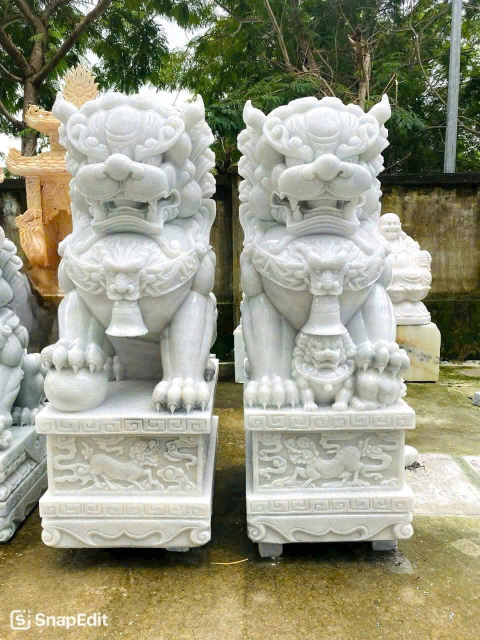 Kỳ lân đá cẩm thạch (Trắng)